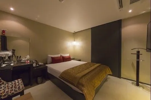 The Lazzi Hotel Dongnae Busan